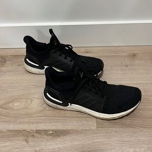 Black Adidas Ultraboost